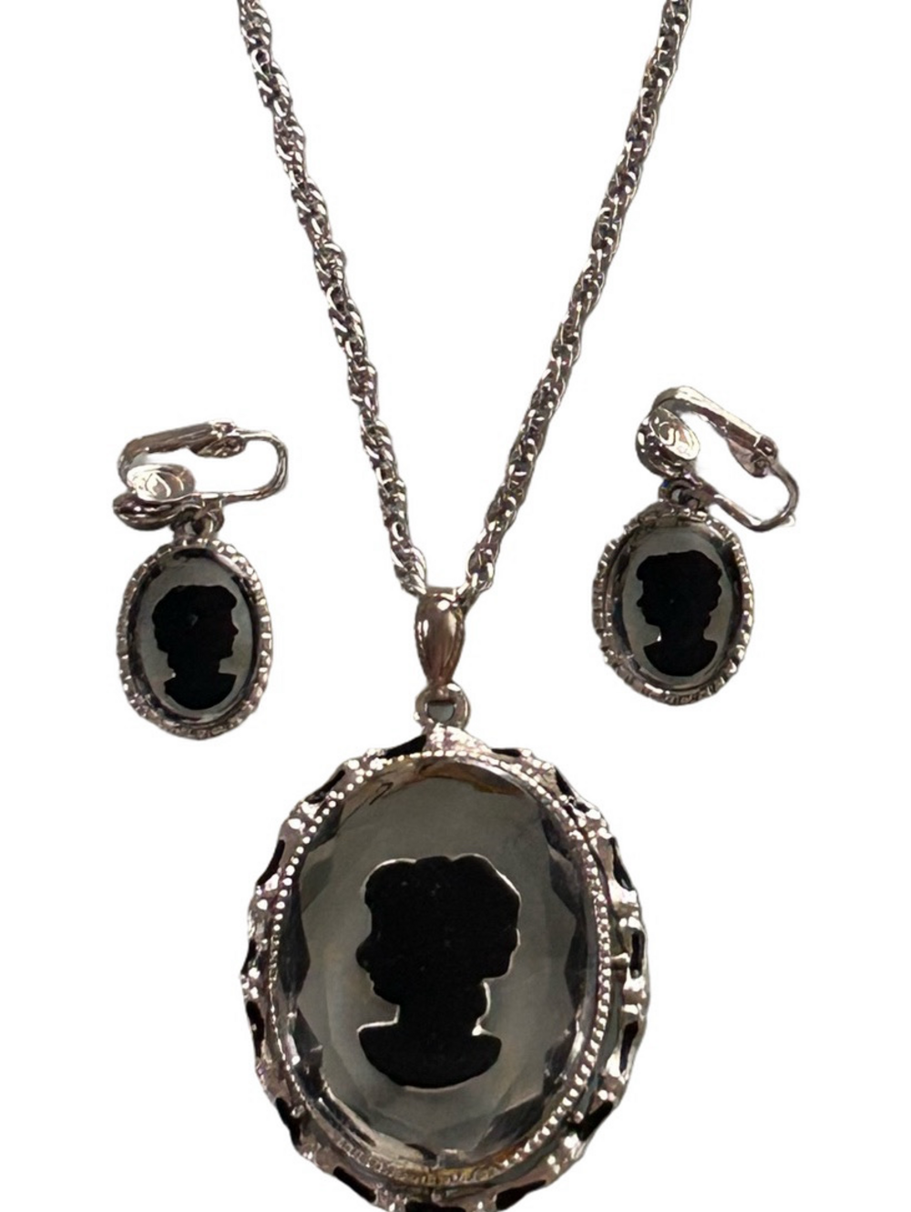 Gothic Victorian Cameo Necklace & Earrings Set Novelty Jewelry Fairy Costume